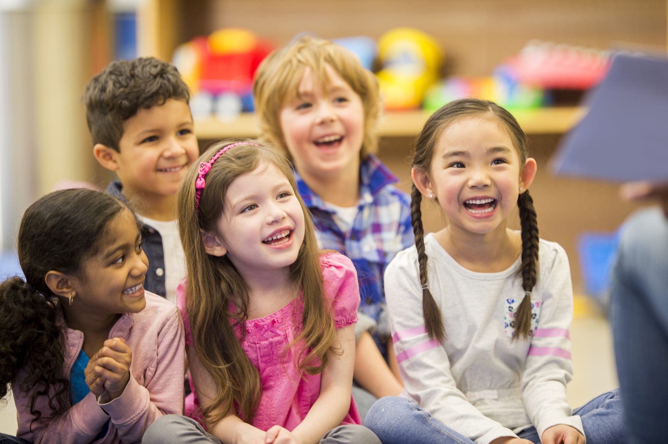 La pédagogie Montessori : principes, bienfaits et application à la maison